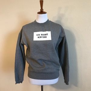 Graphic Crew Neck Pullover